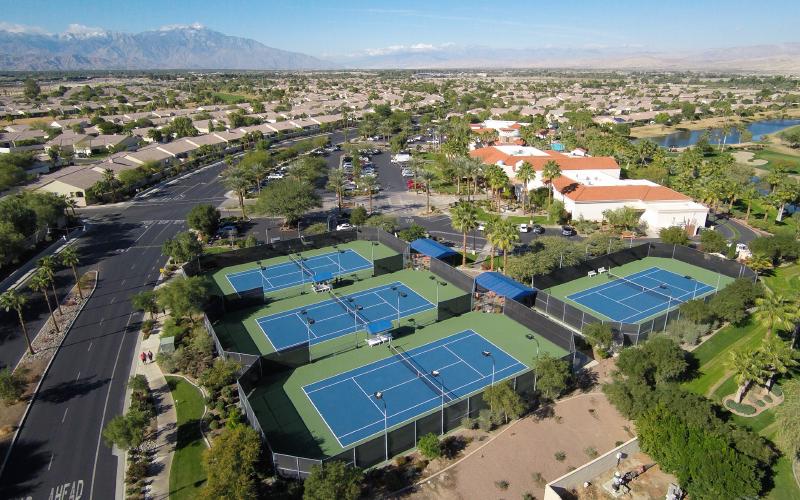 Pool Cleaning & Repairs in Shadow Hills