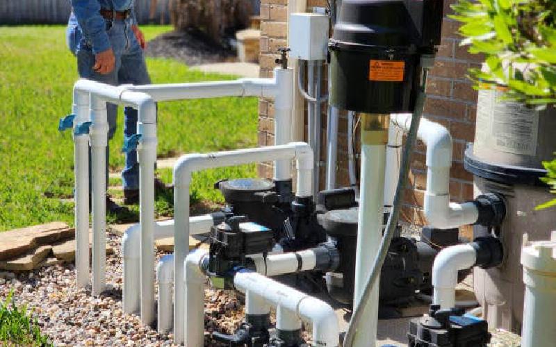 Pool Cleaning & Repairs in 